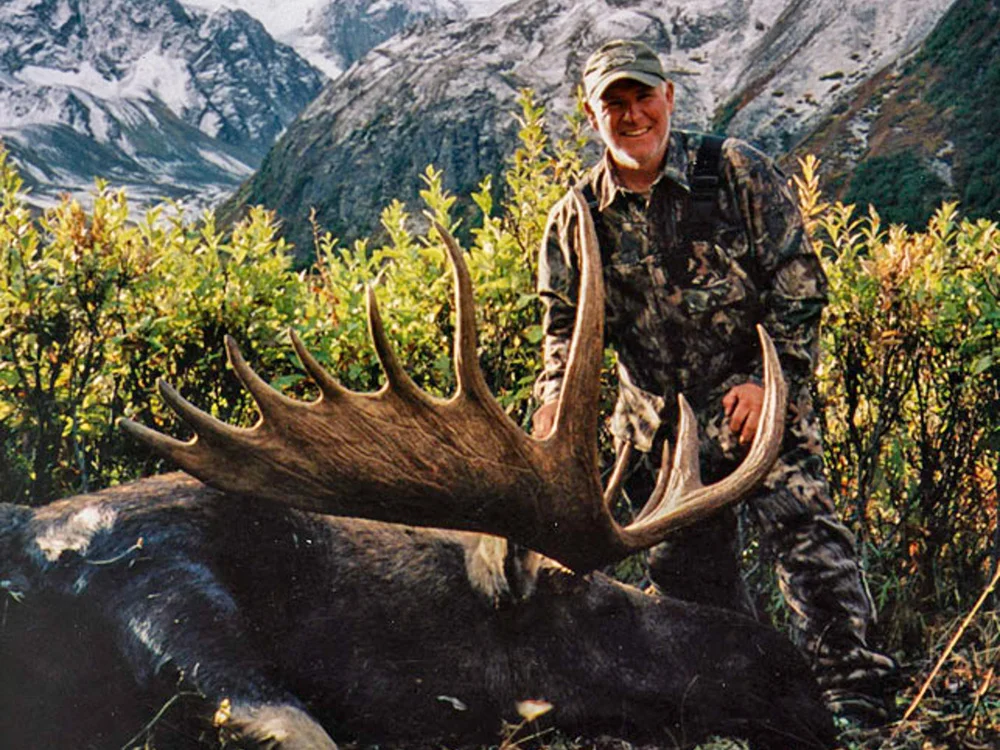 Alaska Hunting Trips: The Complete Guide